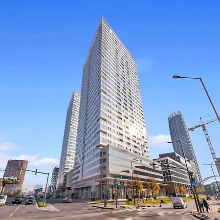 Panorama City Apartment In Downtown Area With Free Parking And Castle View Pozsony Kültér fotó